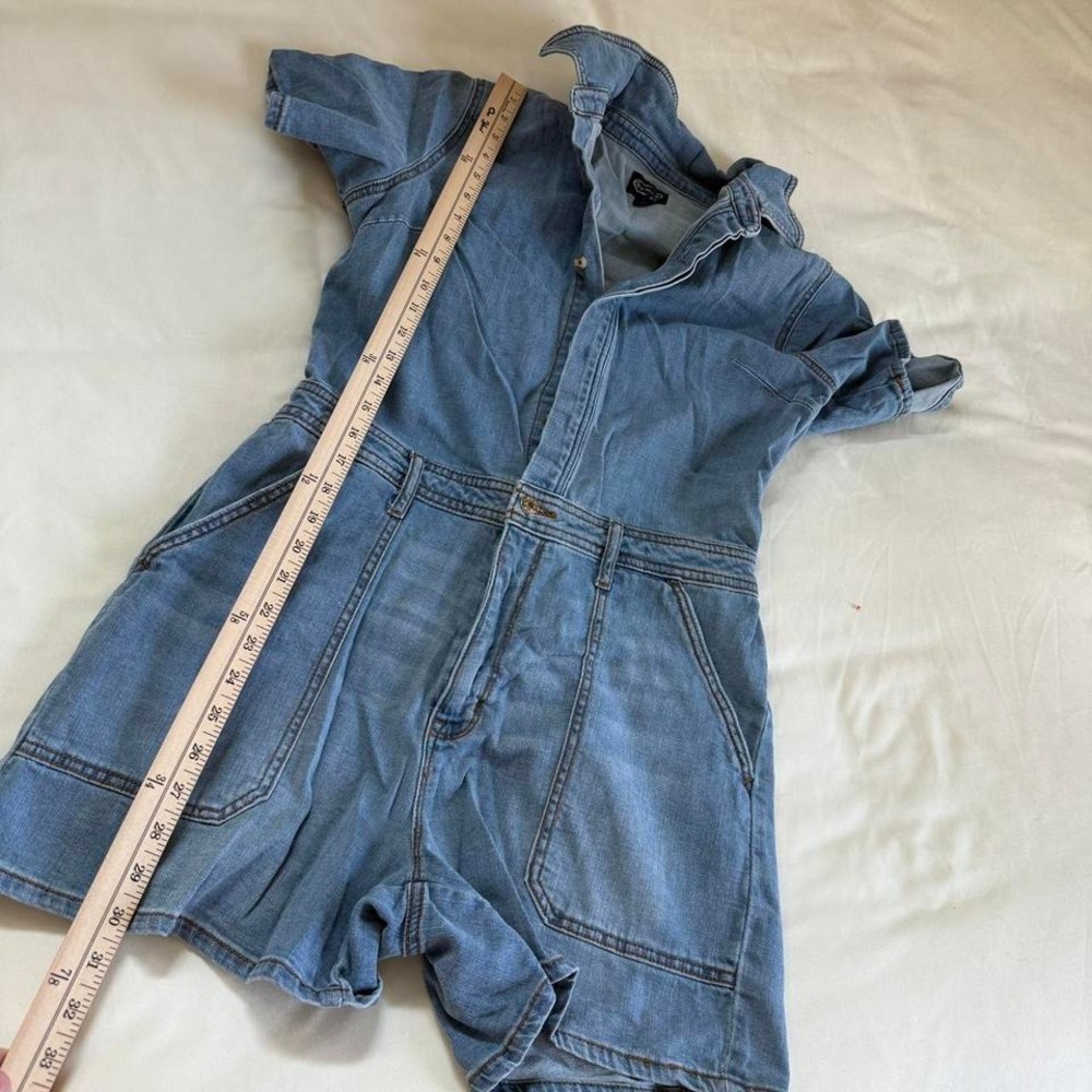 Jean romper scoop denim short romper soft washed denim 2000s size medium - Picture 6 of 8